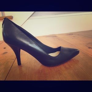 Black Aldo heels